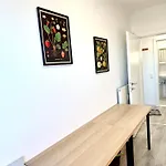 Apartment Perfekt Fuer Monteure - 5 Einzelbetten