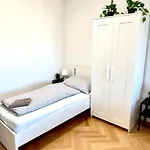 Perfekt Fuer Monteure - 5 Einzelbetten Lägenhet *